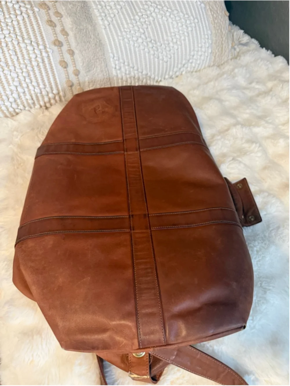 Preowned , vintage 1990s Coach British Tan leather cabin duffle bag